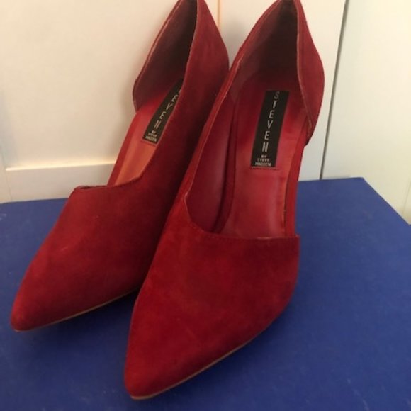 STEVEN by Steve Madden Red Suede Asymmetrical Pointed Toe 4inch Pumps Size 7.5! - Picture 3 of 7
